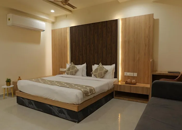 Hotel Mahadev Villa Elite