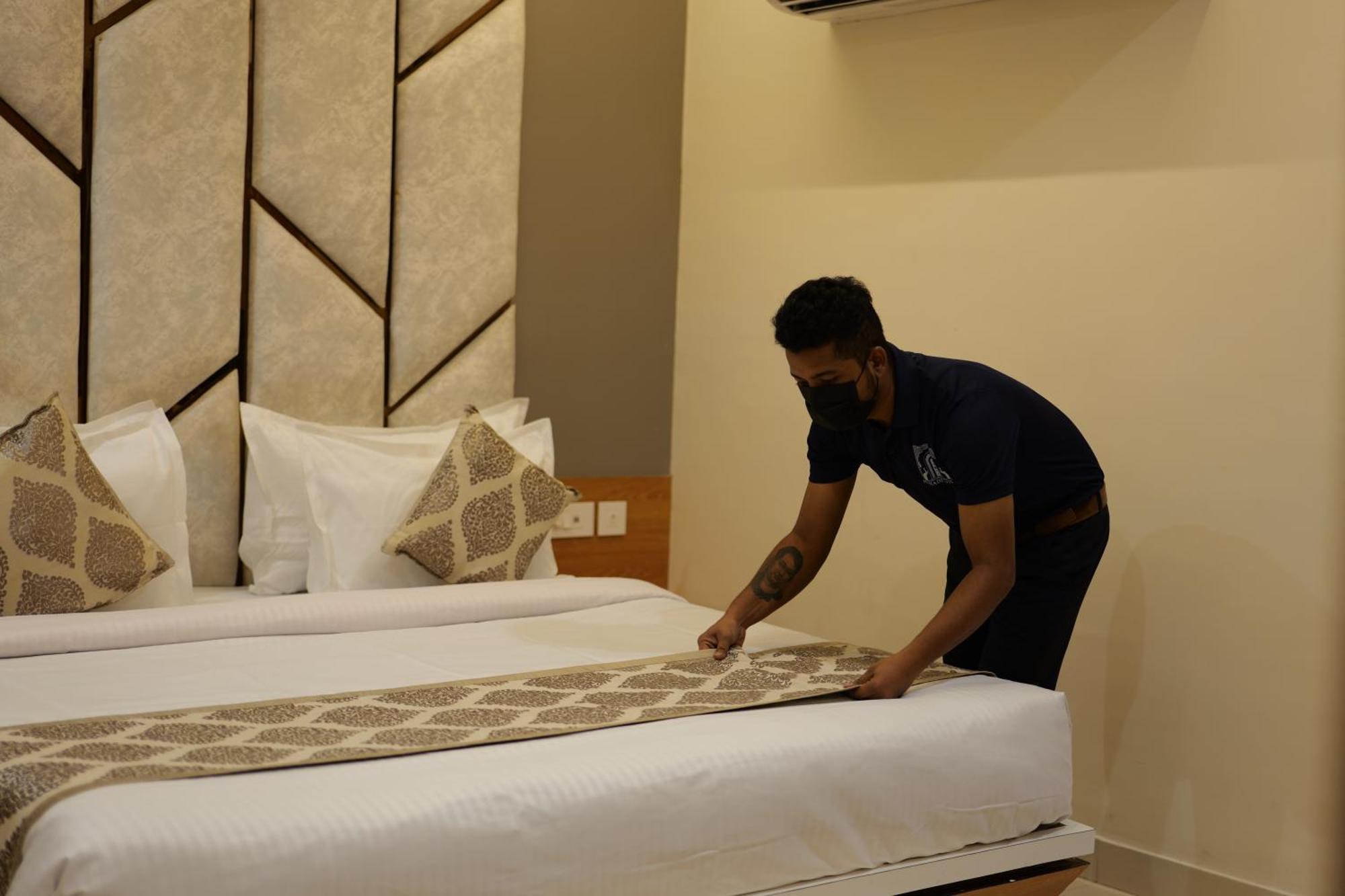 Mahadev Elite Hotel