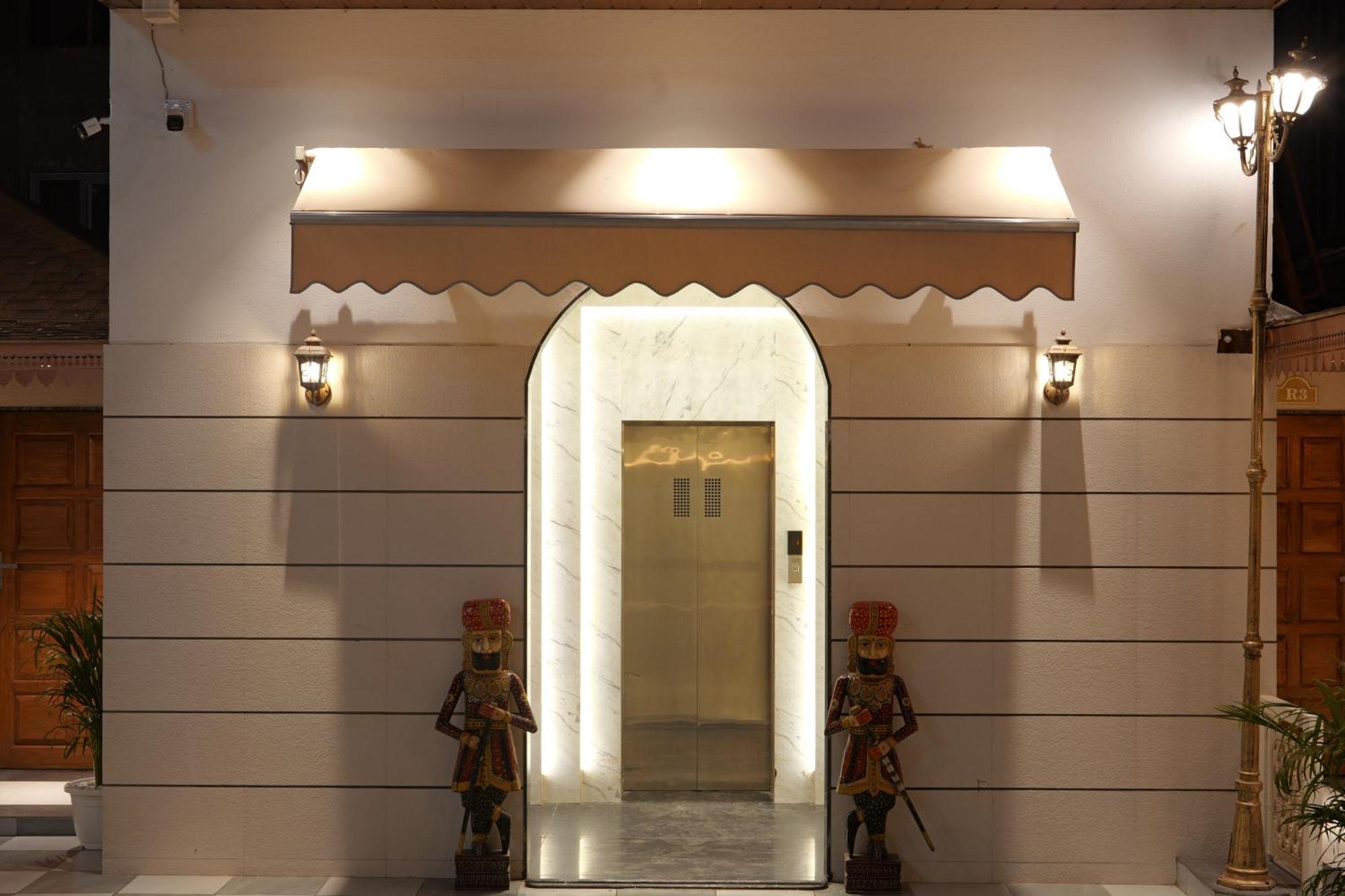 Mahadev Elite Hotel Jaipur