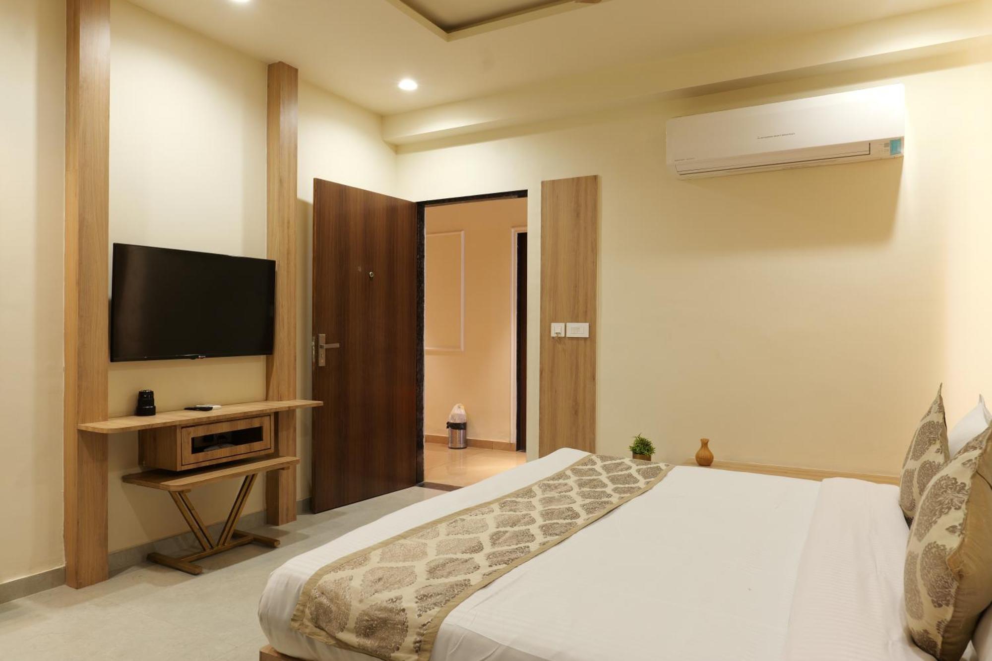 Hotel Mahadev Elite
